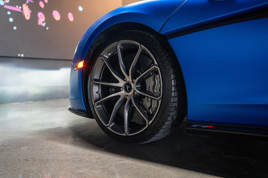 2019 McLaren 570S - Image 17 of 22
