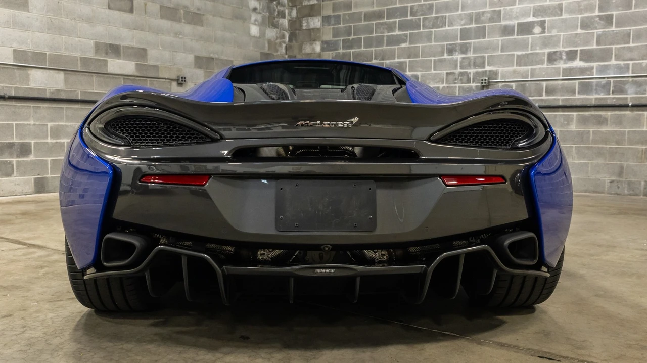 2019 McLaren 570S - Image 28 of 31