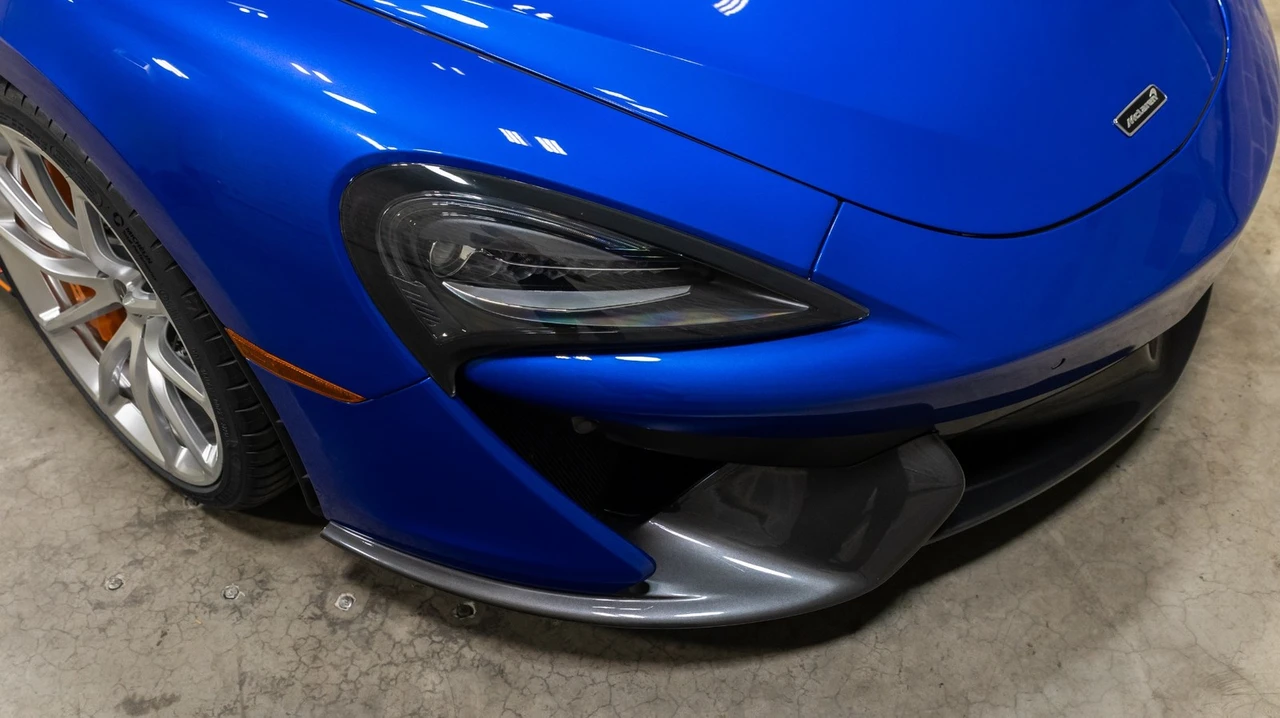 2019 McLaren 570S - Image 23 of 31