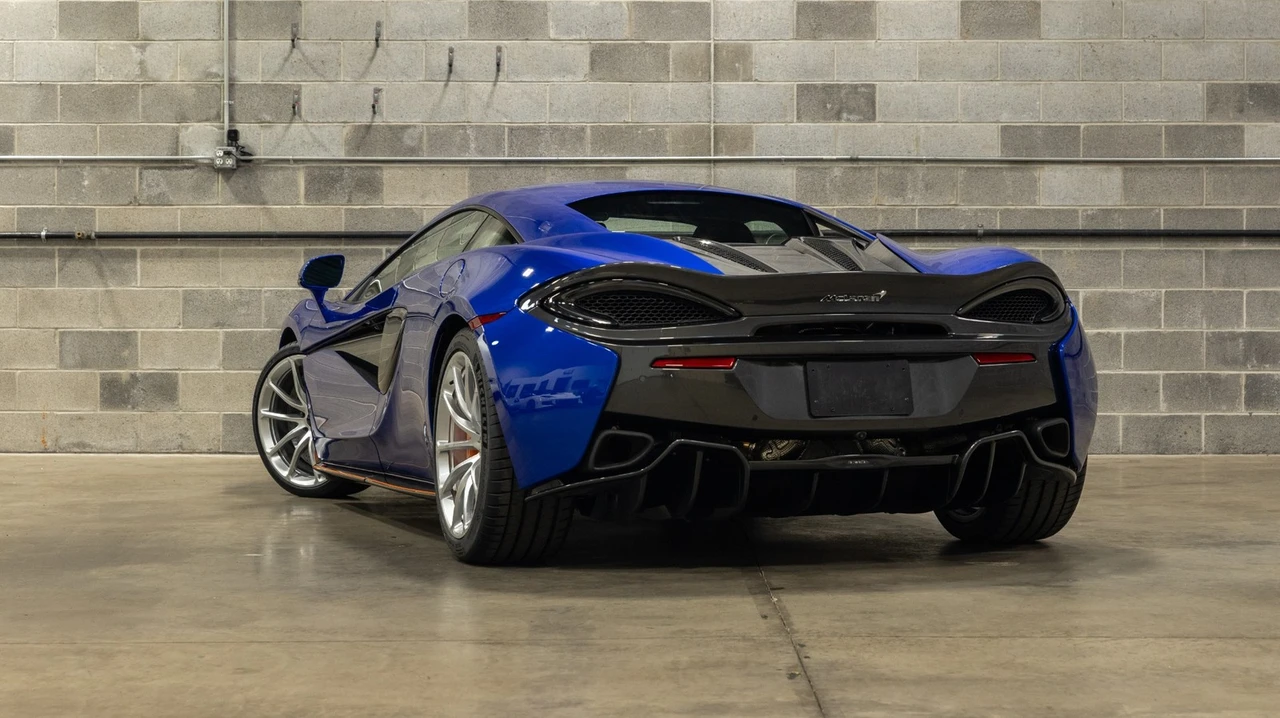 2019 McLaren 570S - Image 7 of 31