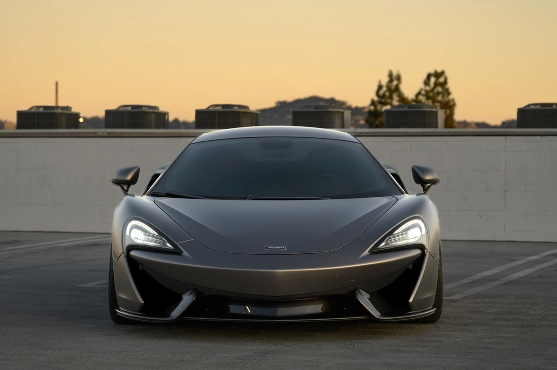 2019 McLaren 570S - Image 2 of 12