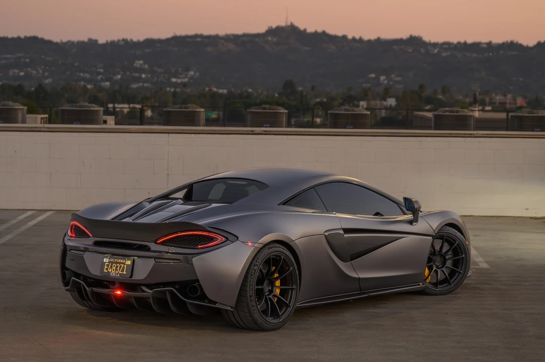 2019 McLaren 570S - Image 7 of 12