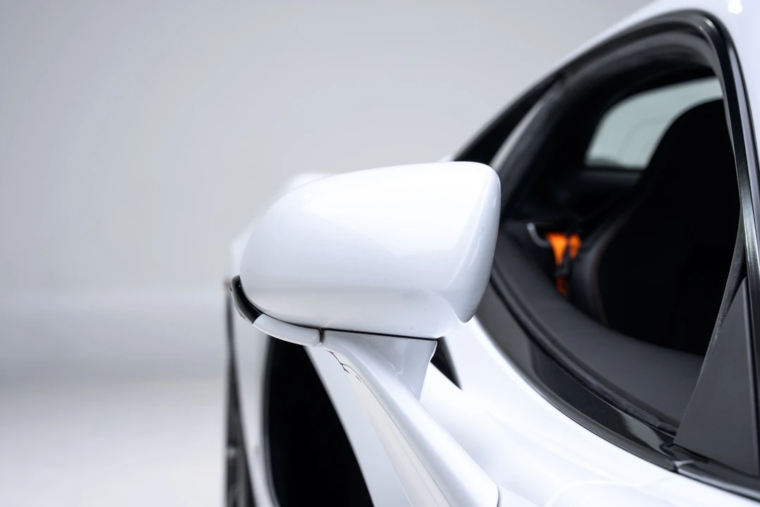 2019 McLaren 570S - Image 19 of 21