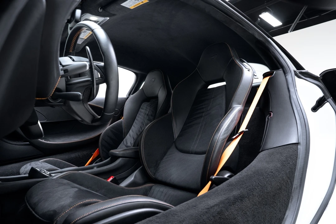 2019 McLaren 570S - Image 20 of 21