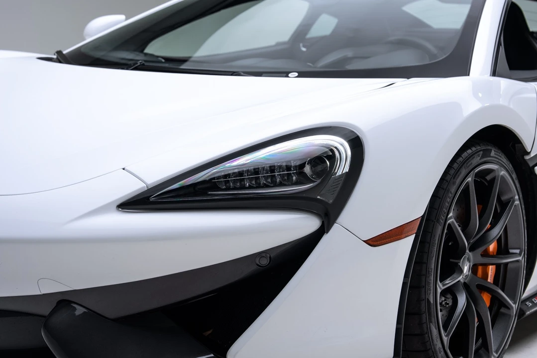 2019 McLaren 570S - Image 16 of 21