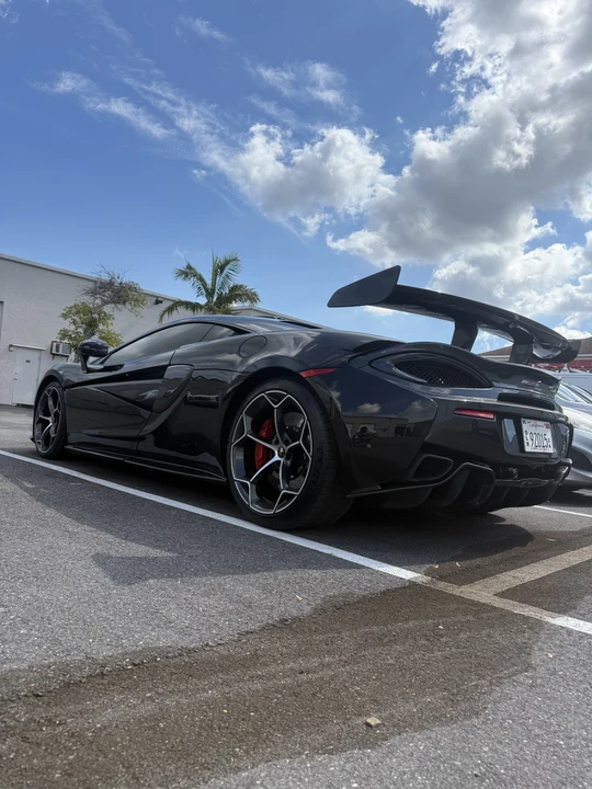 2019 McLaren 570S - Image 9 of 14