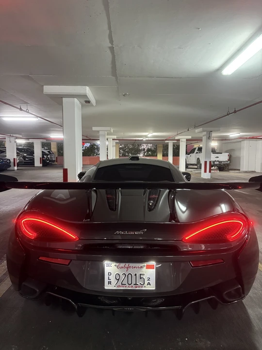 2019 McLaren 570S - Image 8 of 14
