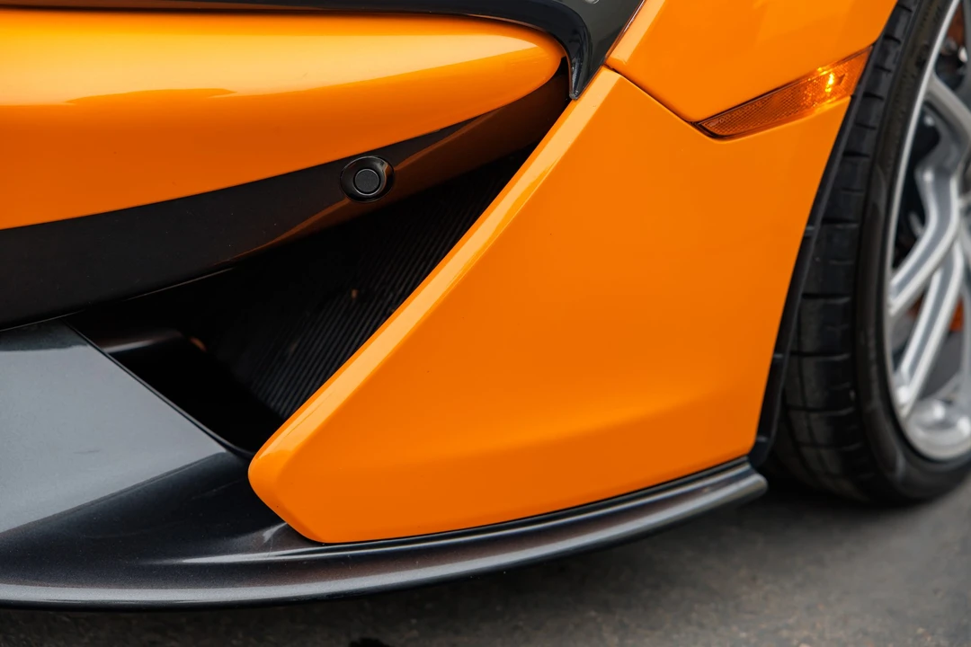 2019 McLaren 570S - Image 17 of 31