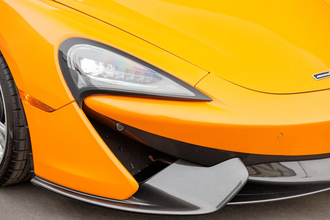 2019 McLaren 570S - Image 28 of 31