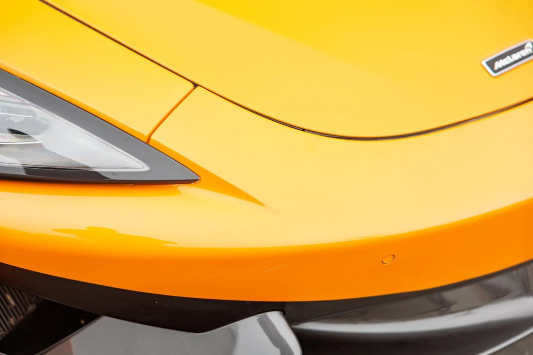 2019 McLaren 570S - Image 26 of 31