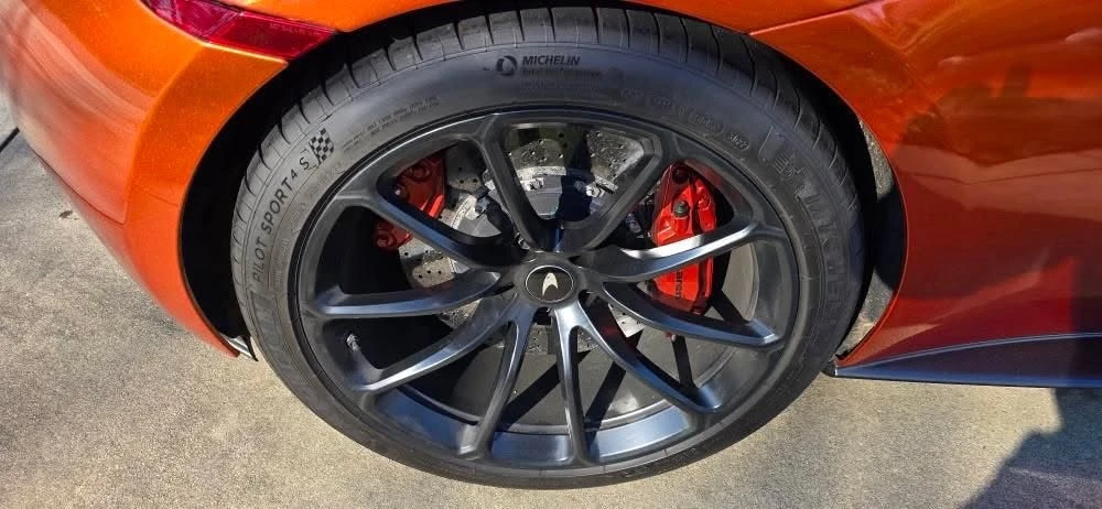 2019 McLaren 570S - Image 9 of 18