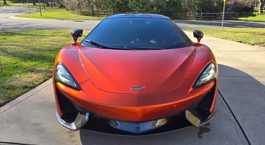 2019 McLaren 570S - Image 8 of 17