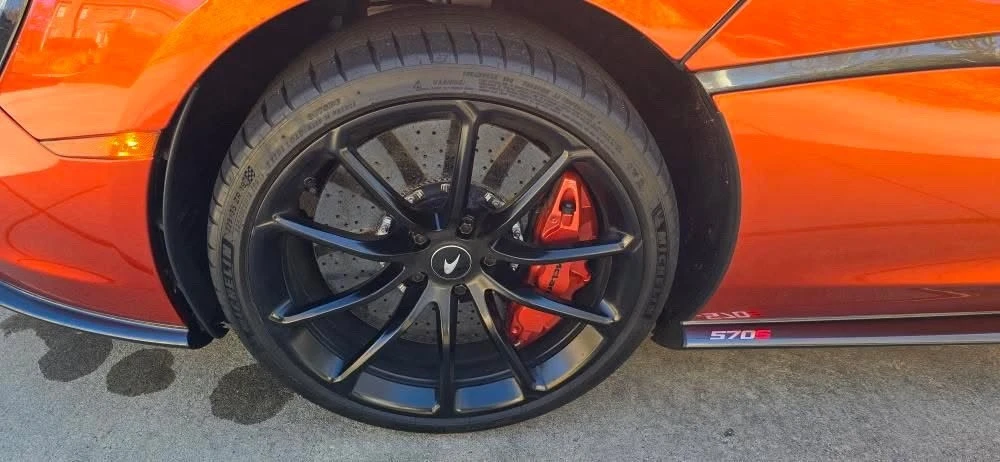 2019 McLaren 570S - Image 6 of 17
