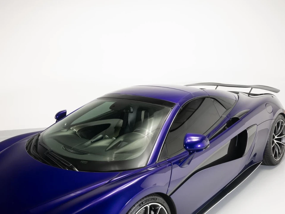 2019 McLaren 570S Spider - Image 13 of 31