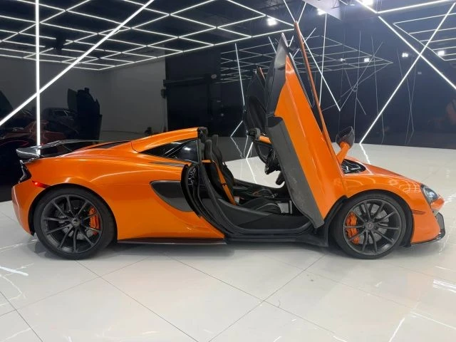 2019 McLaren 570S Spider - Image 7 of 17