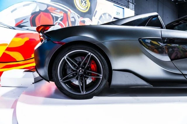 2019 McLaren 570S Spider - Image 14 of 21