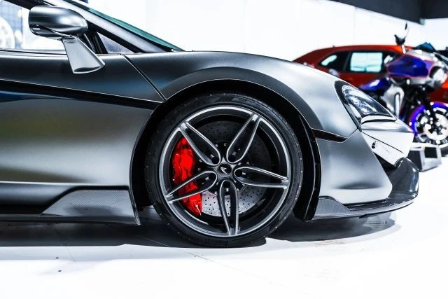 2019 McLaren 570S Spider - Image 13 of 21