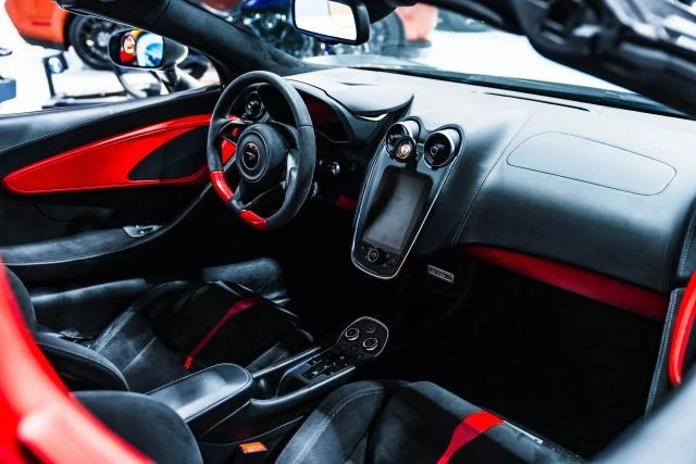 2019 McLaren 570S Spider - Image 9 of 21