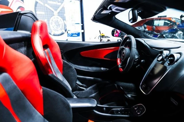 2019 McLaren 570S Spider - Image 10 of 21