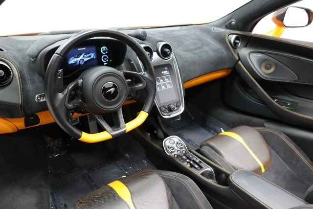 2019 McLaren 570S Spider - Image 25 of 31