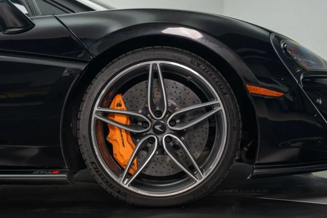 2019 McLaren 570S Spider - Image 28 of 31