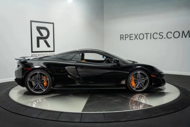2019 McLaren 570S Spider - Image 11 of 31