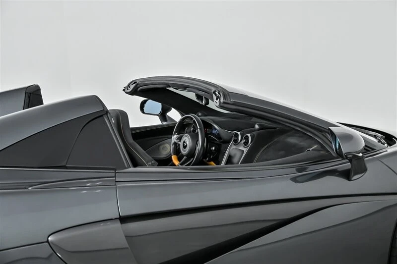 2019 McLaren 570S Spider - Image 20 of 21