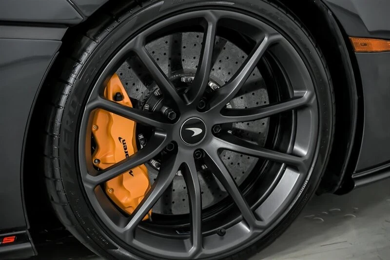 2019 McLaren 570S Spider - Image 17 of 21