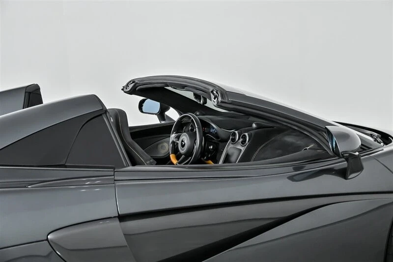 2019 McLaren 570S Spider - Image 20 of 21