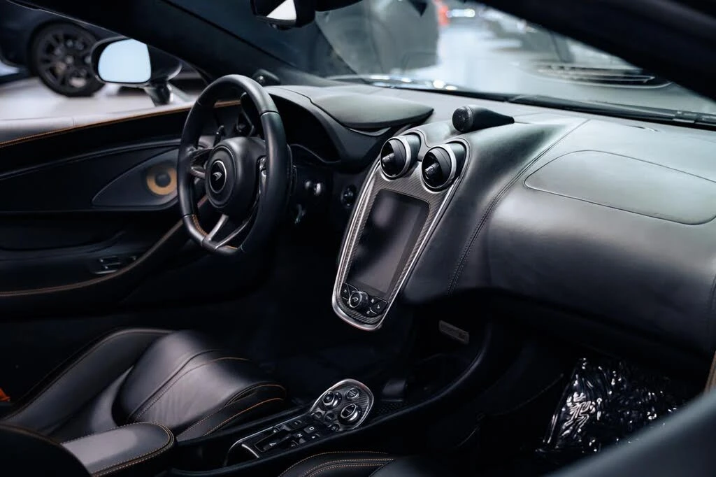 2019 McLaren 570S - Image 22 of 31