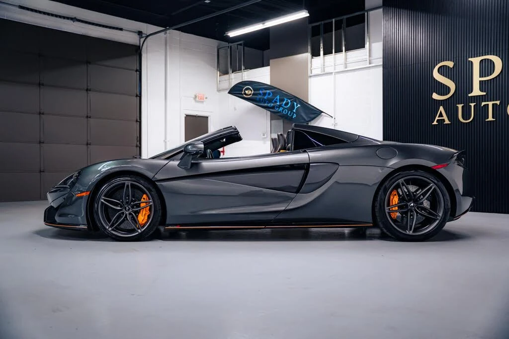 2019 McLaren 570S - Image 2 of 31