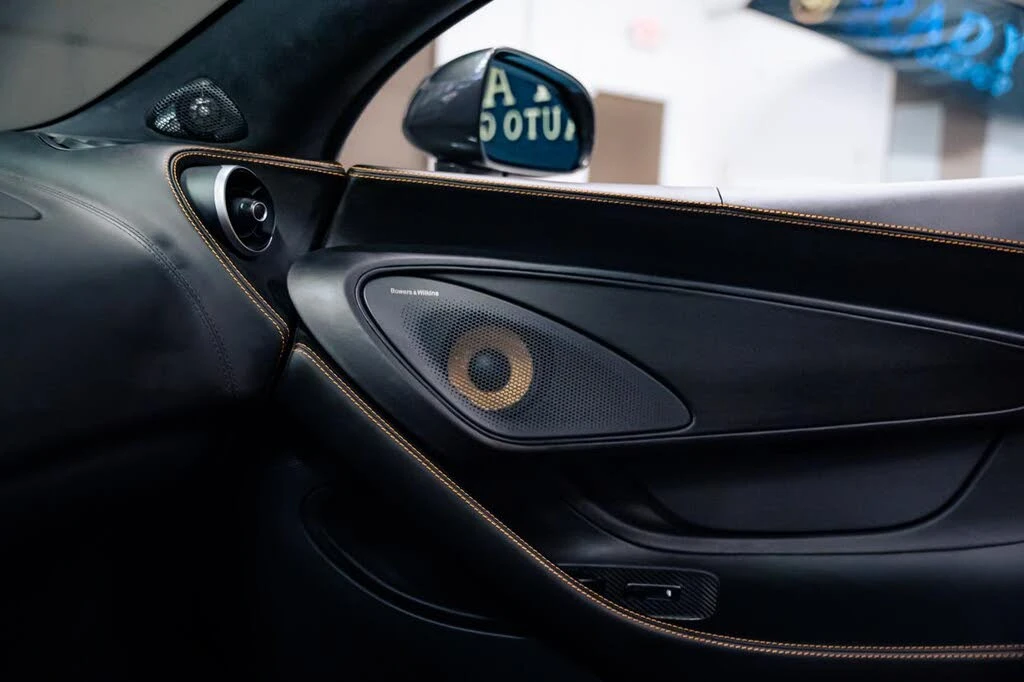 2019 McLaren 570S - Image 30 of 31