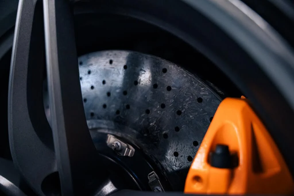 2019 McLaren 570S - Image 23 of 31