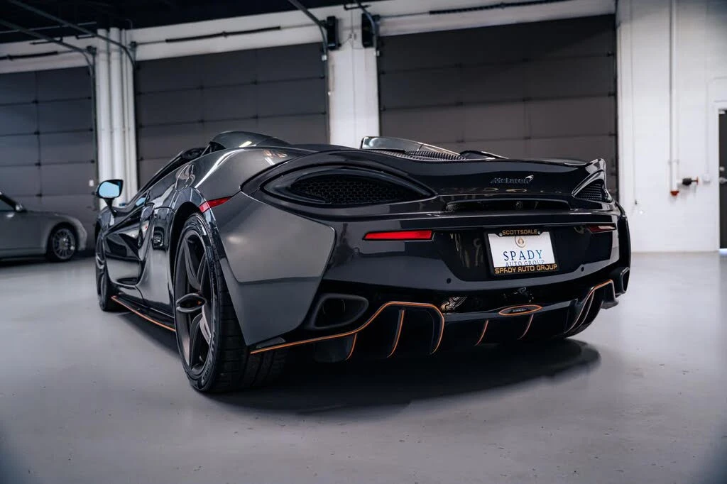 2019 McLaren 570S - Image 3 of 31