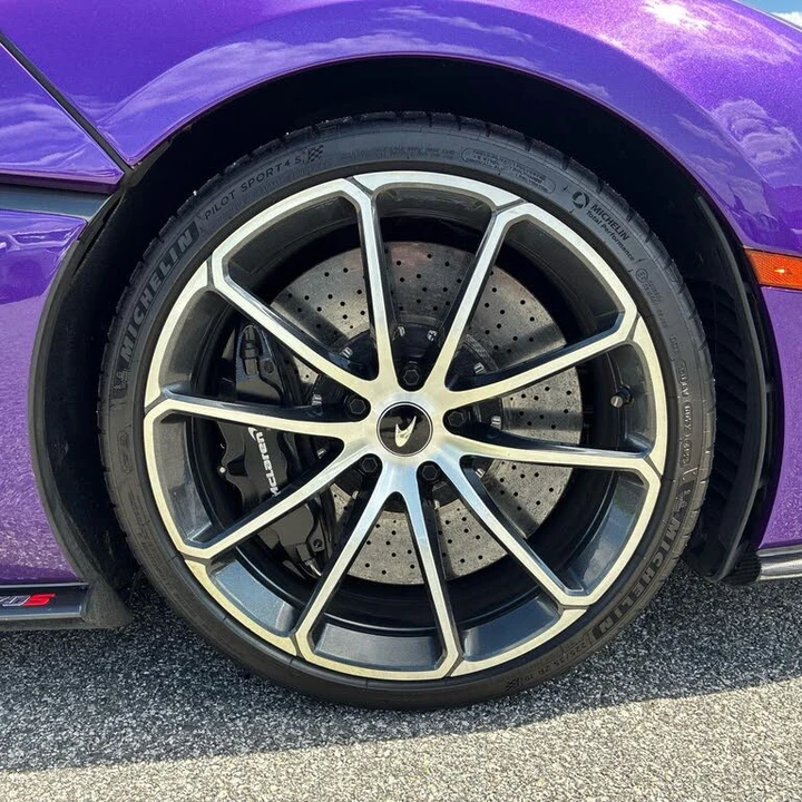 2019 McLaren 570S Spider - Image 19 of 24