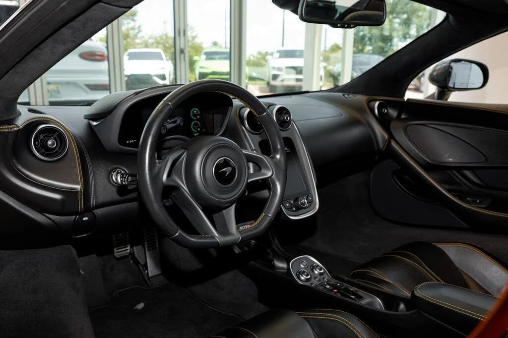 2019 McLaren 570S Spider - Image 23 of 31