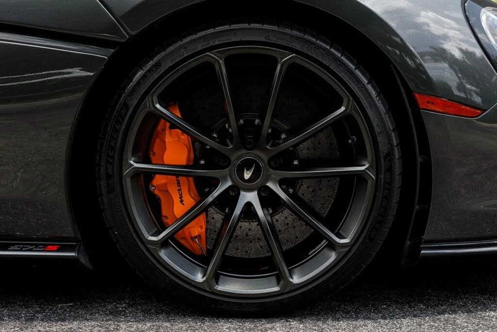 2019 McLaren 570S Spider - Image 28 of 31