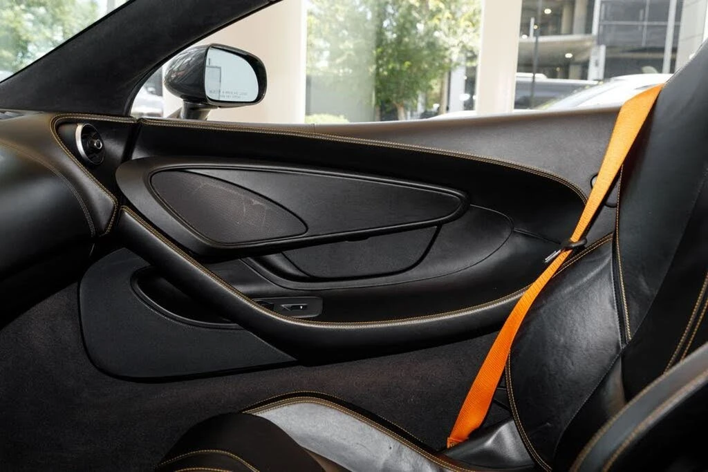 2019 McLaren 570S Spider - Image 26 of 31