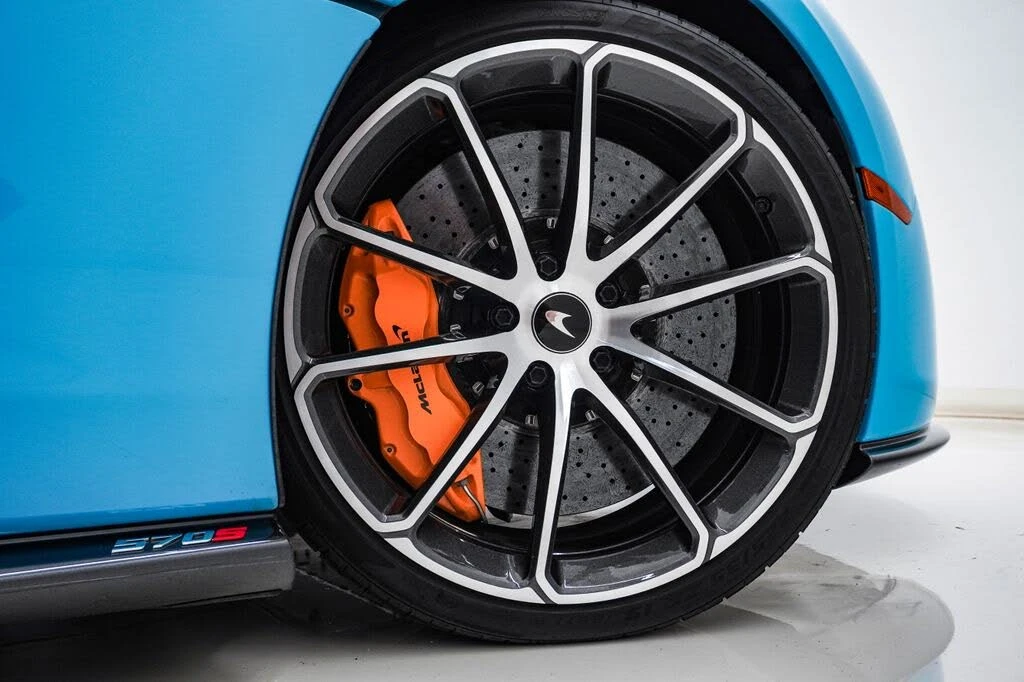2019 McLaren 570S Spider - Image 16 of 31
