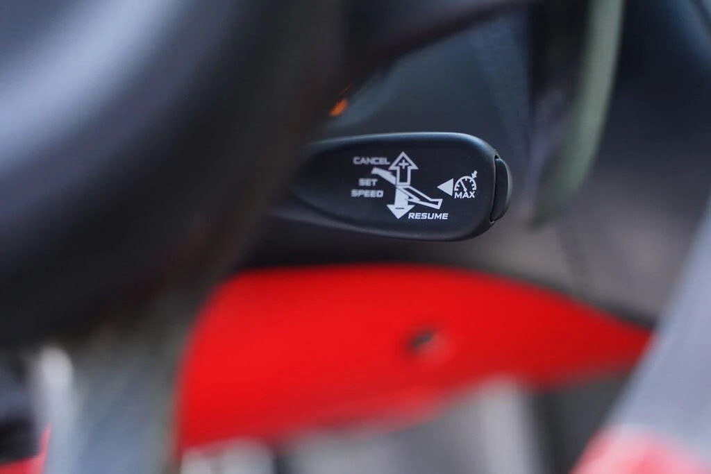 2019 McLaren 570S Spider - Image 29 of 31