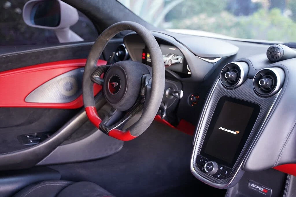 2019 McLaren 570S Spider - Image 27 of 31