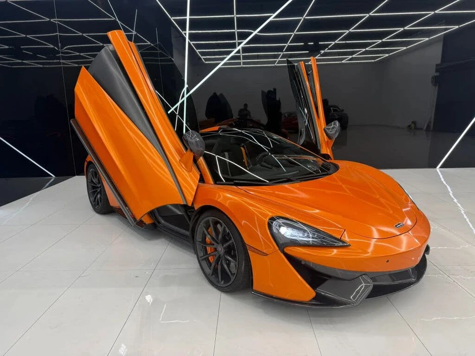 2019 McLaren 570S Spider - Image 11 of 17