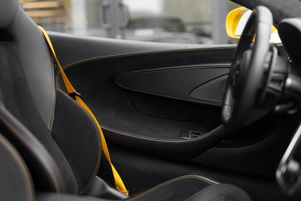 2019 McLaren 570S Spider - Image 19 of 31