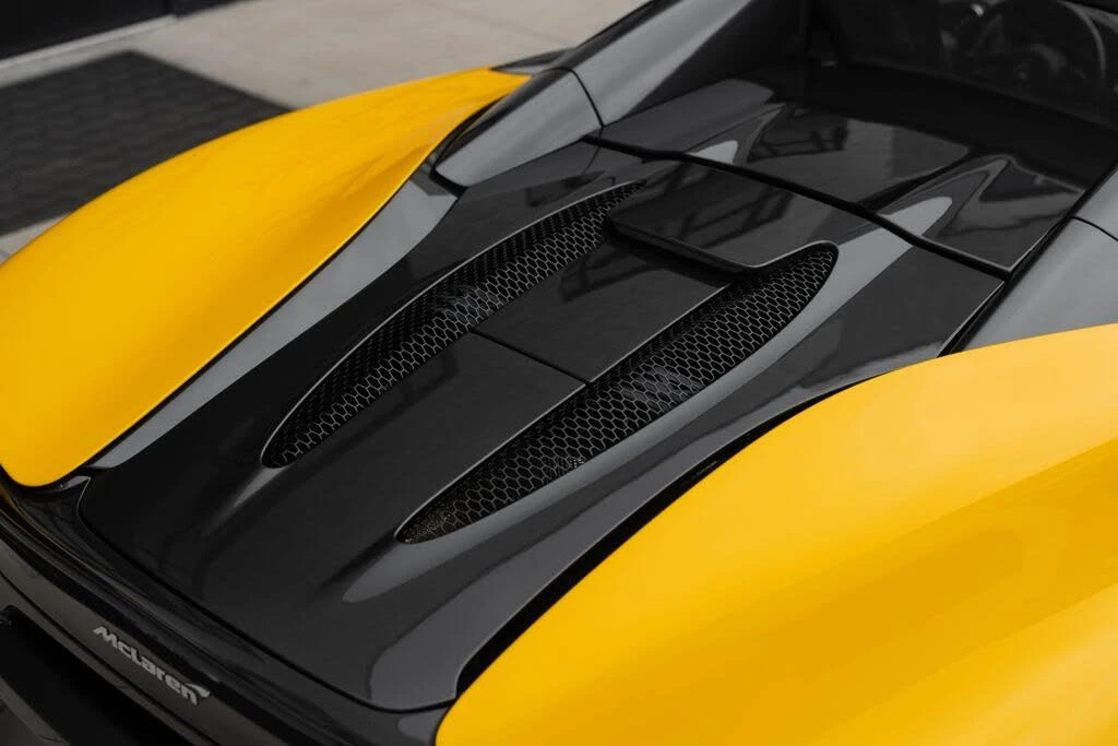 2019 McLaren 570S Spider - Image 10 of 31