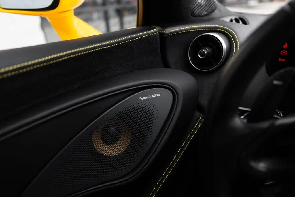2019 McLaren 570S Spider - Image 31 of 31