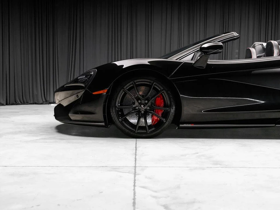 2019 McLaren 570S Spider - Image 24 of 31
