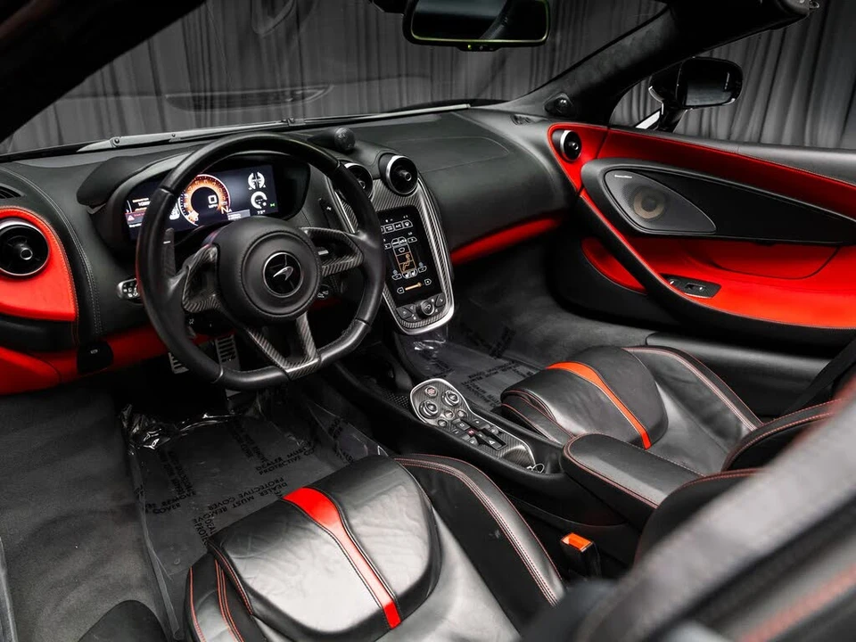 2019 McLaren 570S Spider - Image 2 of 31