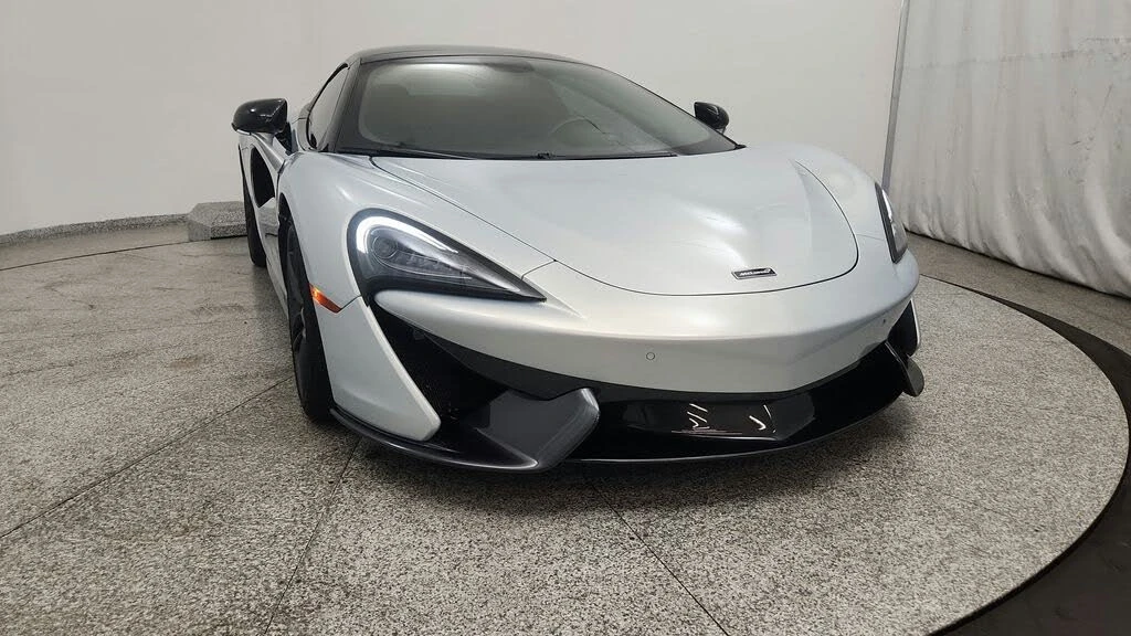 2019 McLaren 570S Spider - Image 11 of 31