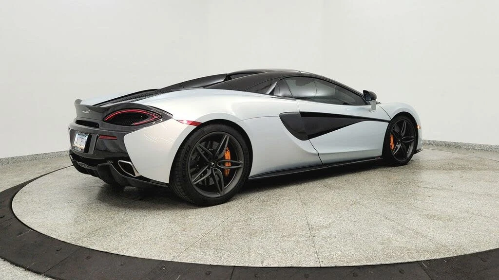 2019 McLaren 570S Spider - Image 5 of 31