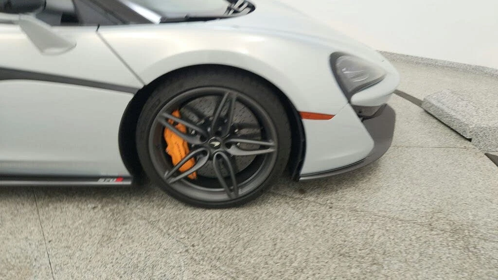 2019 McLaren 570S Spider - Image 27 of 31